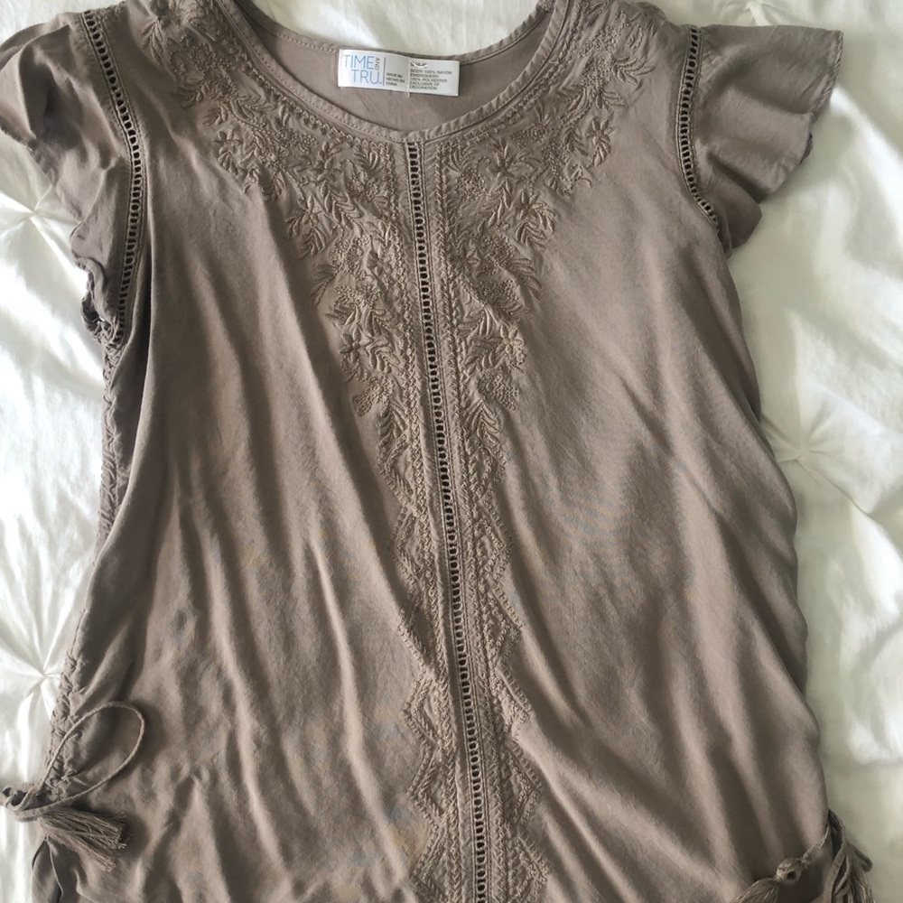 Cute gray blouse